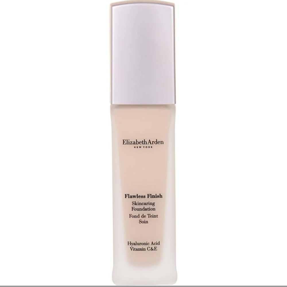 Elizabeth Arden Flawless Finish Skincaring Foundation - 150N